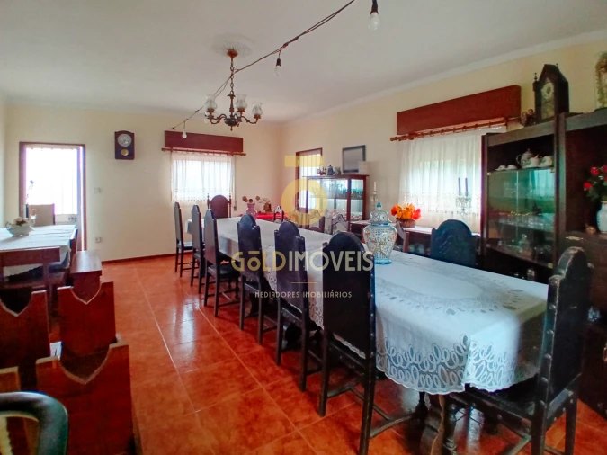 Moradia T4 para Venda em Espadanedo Foto 28