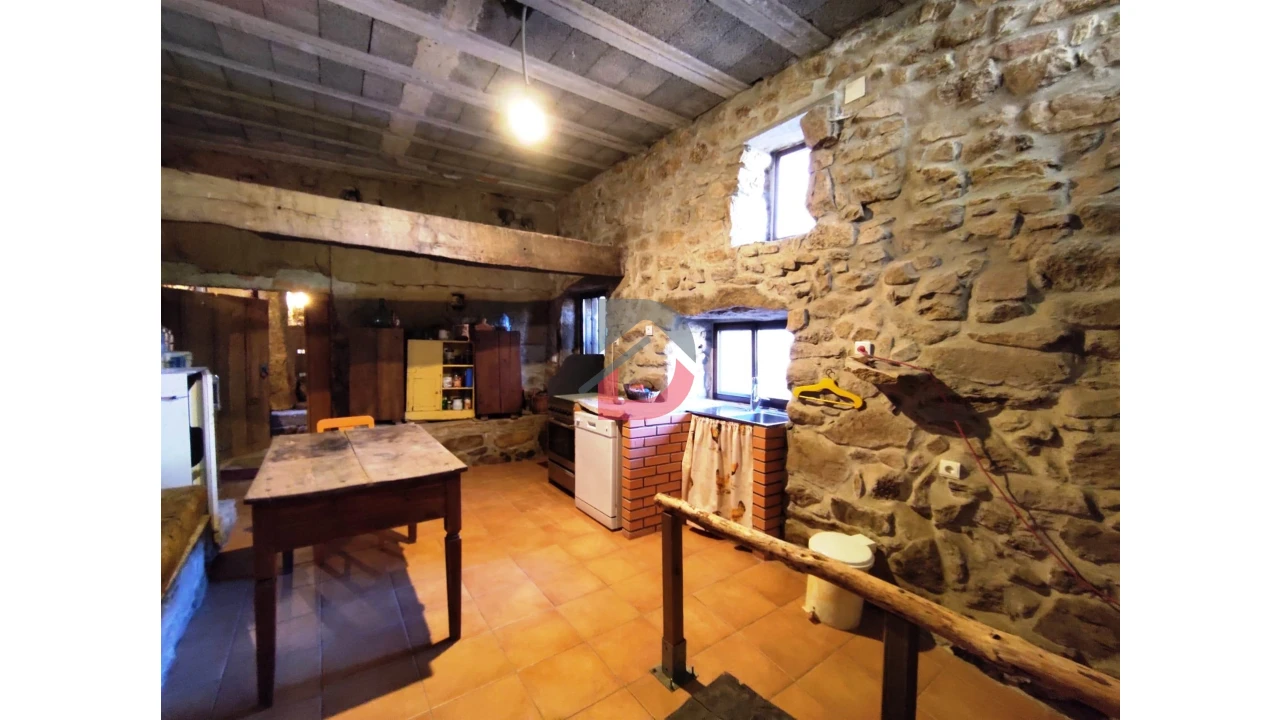 Moradia T2 para Venda em Vale da Mula Foto 14