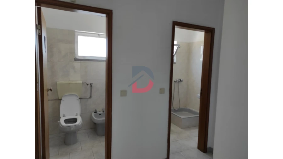 Escritório para Arrendamento em Castelo Branco Foto 18