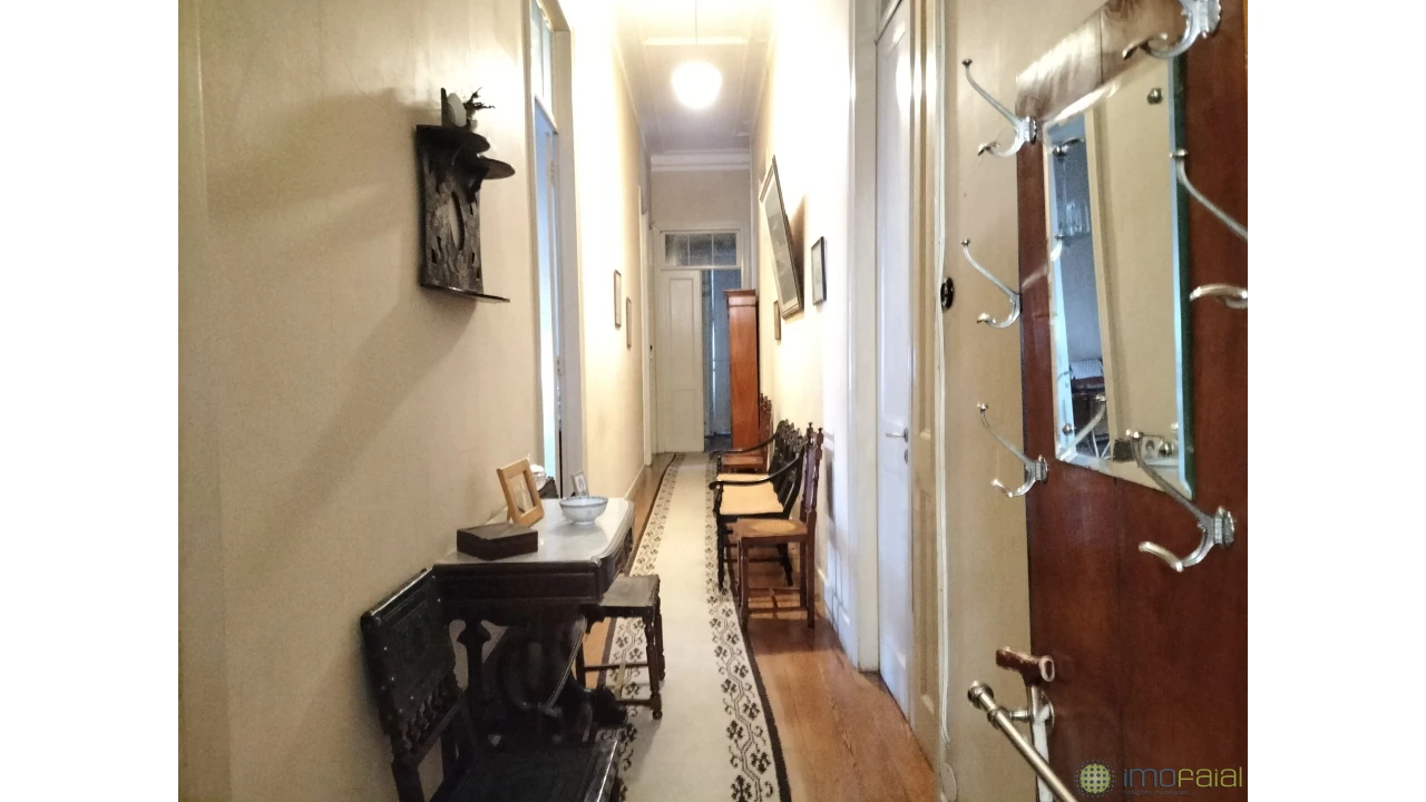 Moradia T5 para Venda em Horta (Matriz) Foto 12