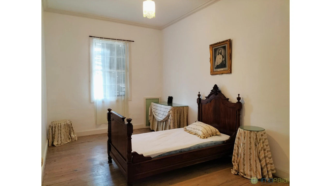 Moradia T5 para Venda em Horta (Matriz) Foto 50