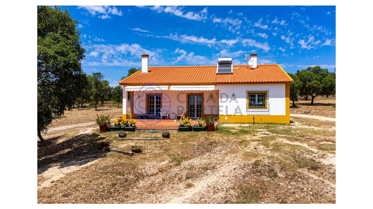 Quinta T3 para Venda em São Facundo e Vale das Mós Foto 13