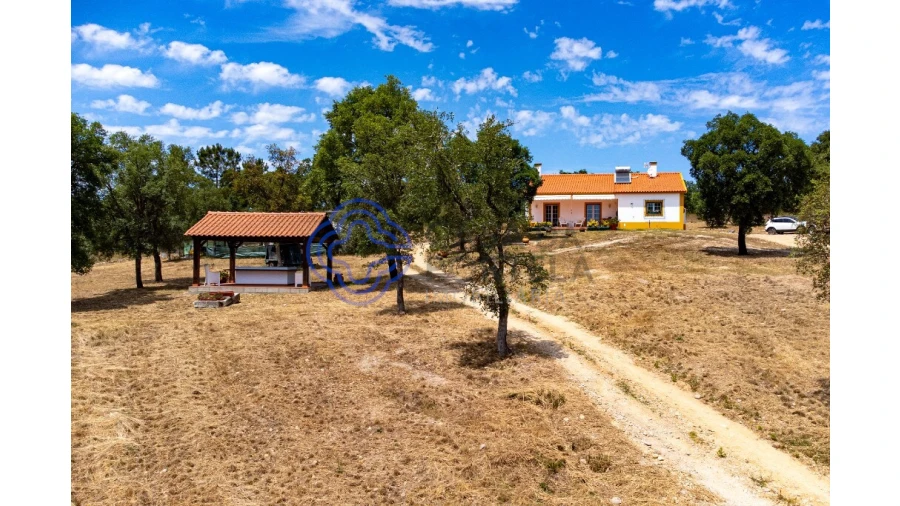 Quinta T3 para Venda em São Facundo e Vale das Mós Foto 12