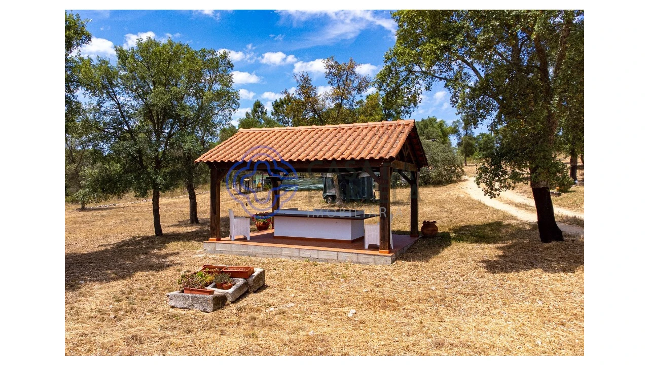 Quinta T3 para Venda em São Facundo e Vale das Mós Foto 14