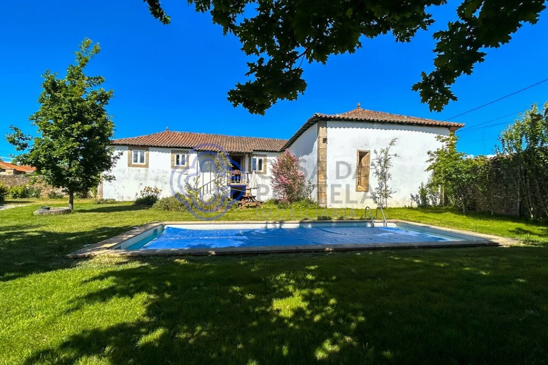 Quinta T4 para Venda em Carrazedo de Montenegro e Curros Foto 2