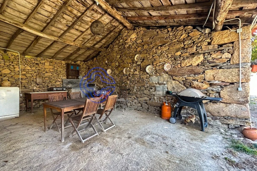 Quinta T4 para Venda em Carrazedo de Montenegro e Curros Foto 56