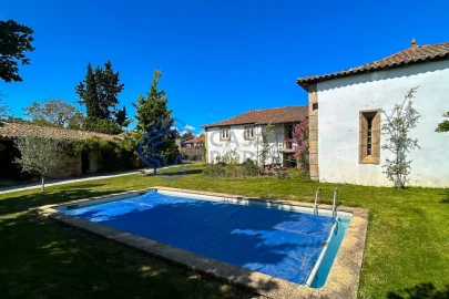Quinta T4 para Venda em Carrazedo de Montenegro e Curros