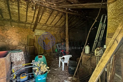 Quinta T4 para Venda em Carrazedo de Montenegro e Curros