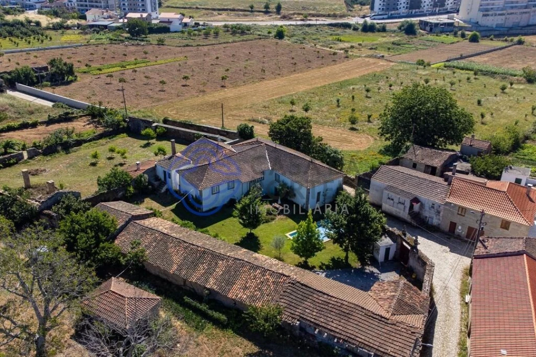 Quinta T4 para Venda em Carrazedo de Montenegro e Curros Foto 90