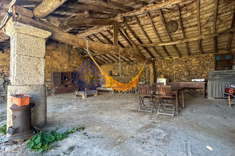 Quinta T4 para Venda em Carrazedo de Montenegro e Curros Foto 55