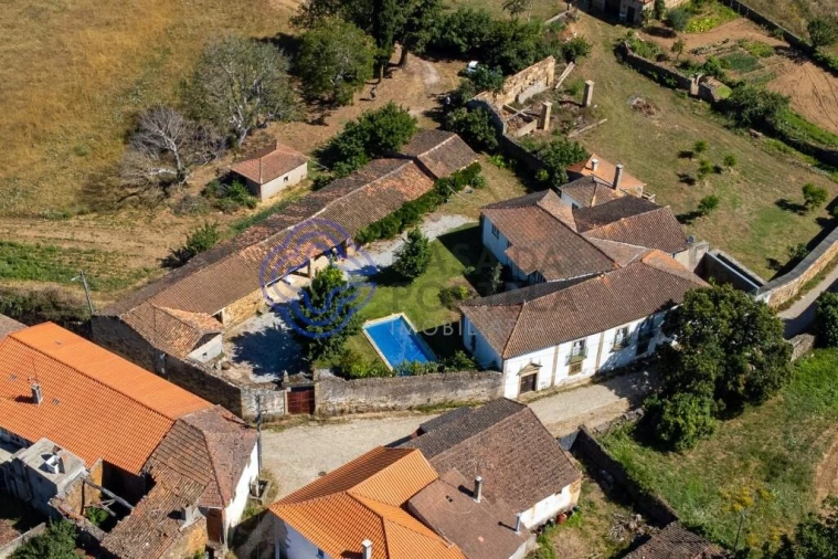 Quinta T4 para Venda em Carrazedo de Montenegro e Curros Foto 92