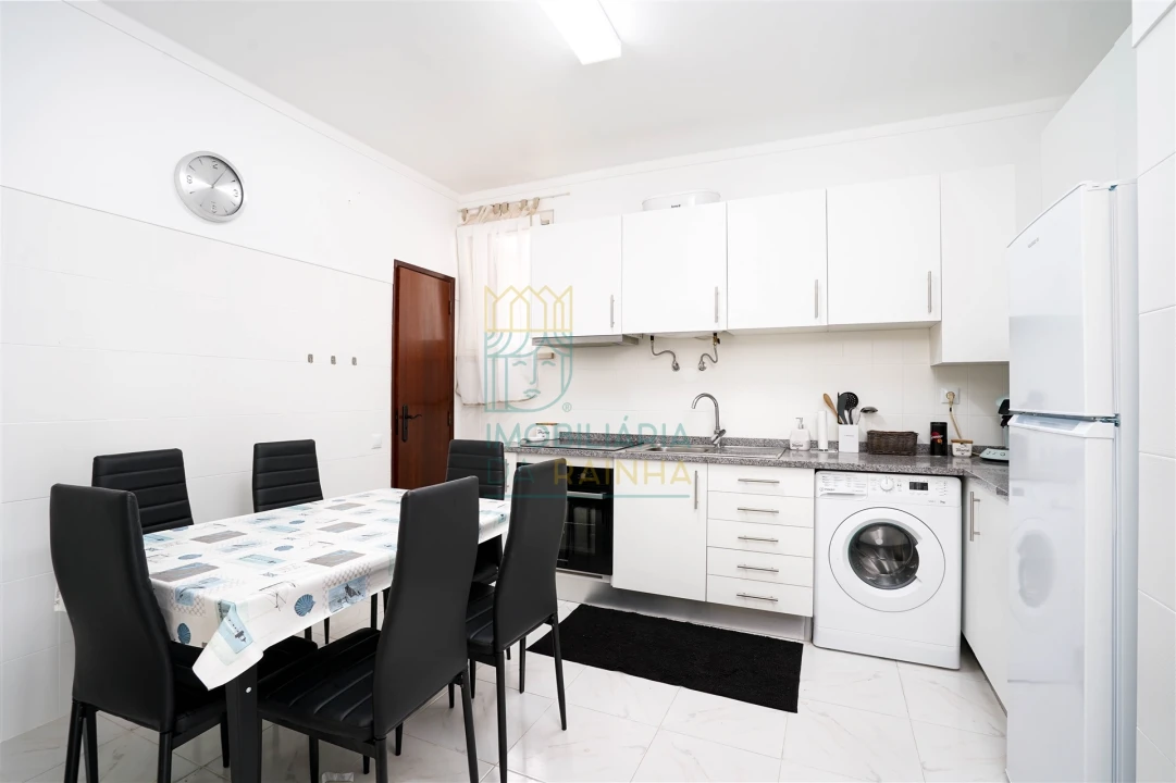 Apartamento T2 para Arrendamento em Foz do Arelho Foto 5