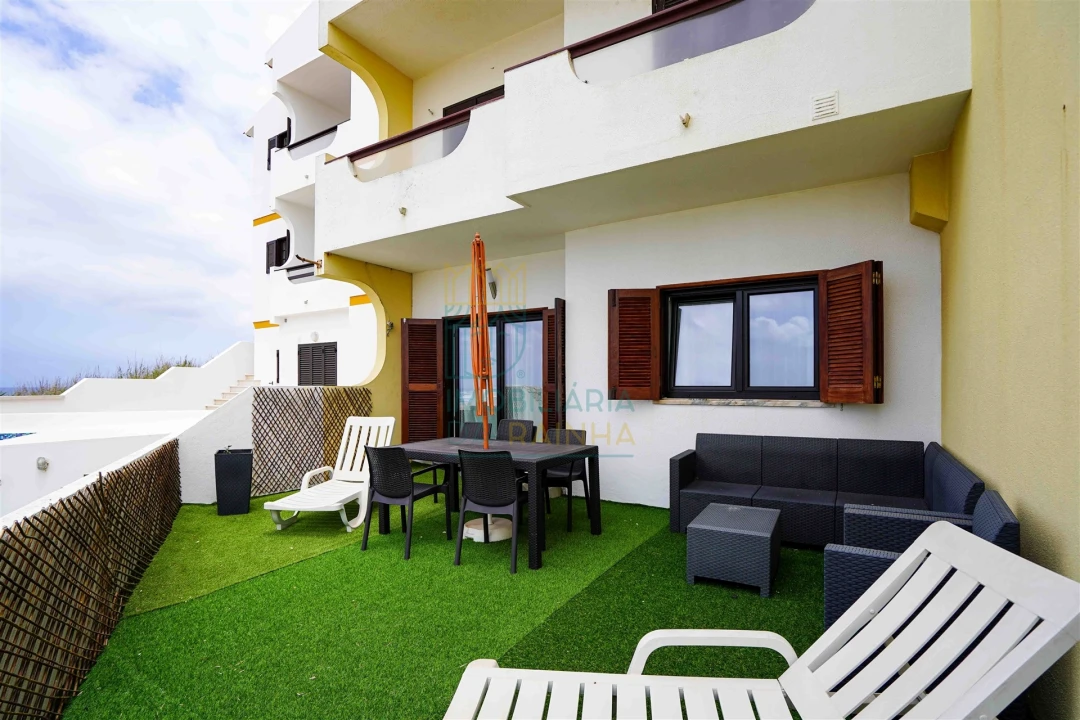 Apartamento T2 para Arrendamento em Foz do Arelho Foto 1