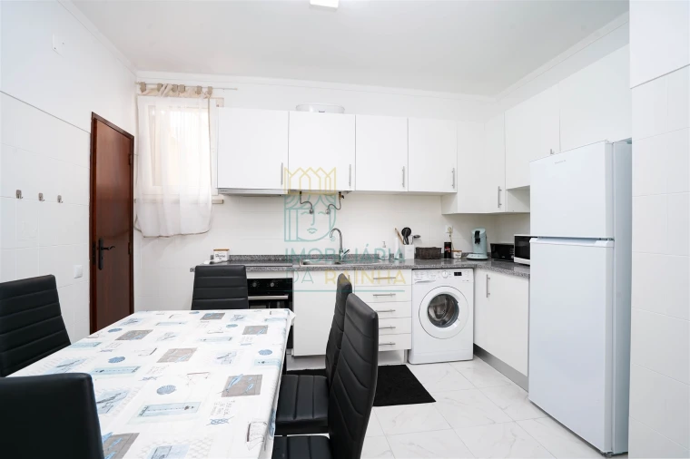 Apartamento T2 para Arrendamento em Foz do Arelho Foto 6