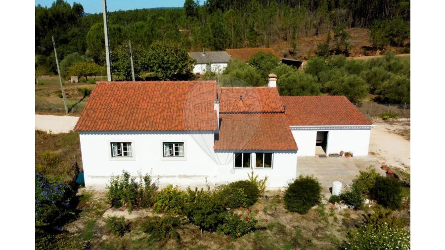 Quinta T2 para Venda em Rio Maior Foto 1