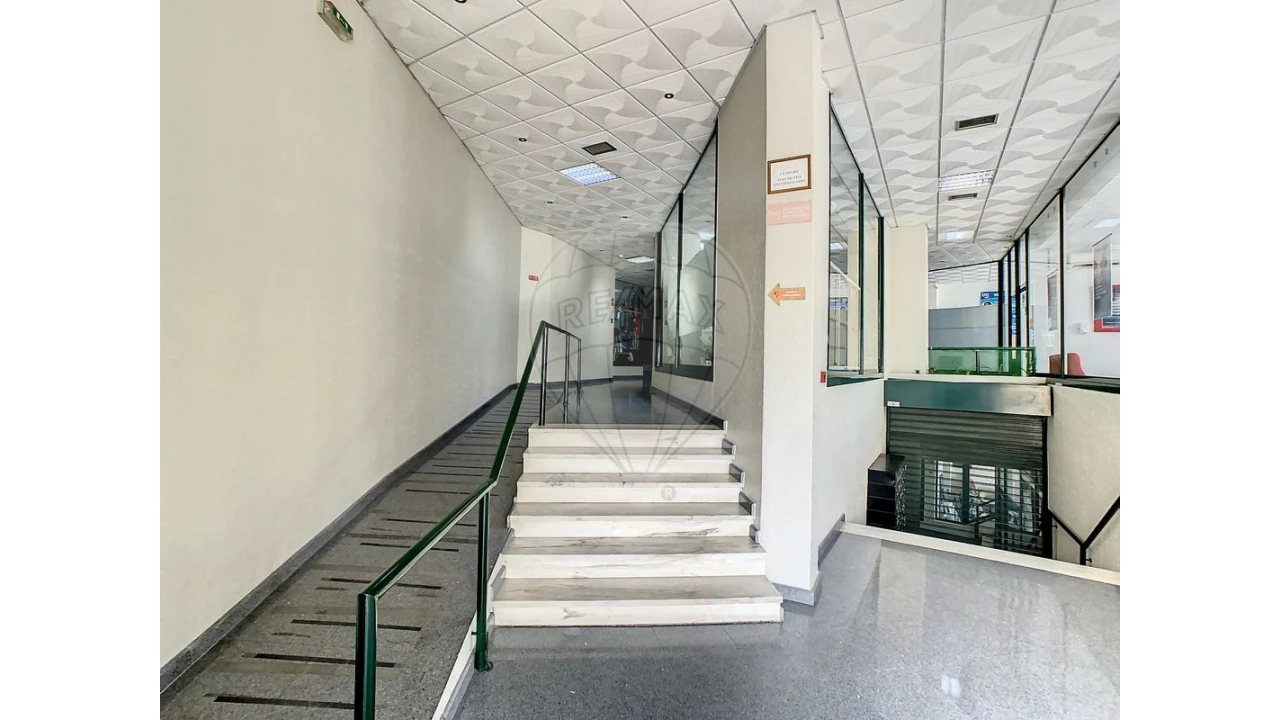 Loja para Venda em Agualva e Mira-Sintra Foto 15