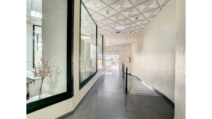 Loja para Venda em Agualva e Mira-Sintra Foto 7