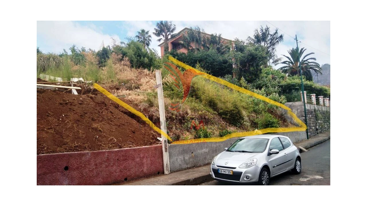 Terreno para Venda em Porto da Cruz Foto 1