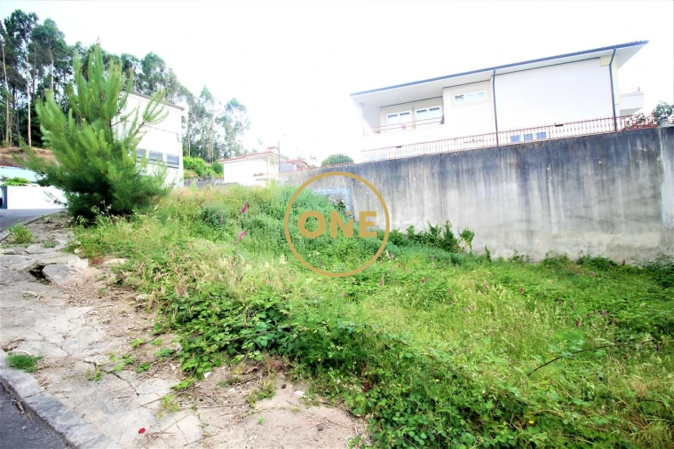 Terreno para Venda em Rio Mau e Arcos