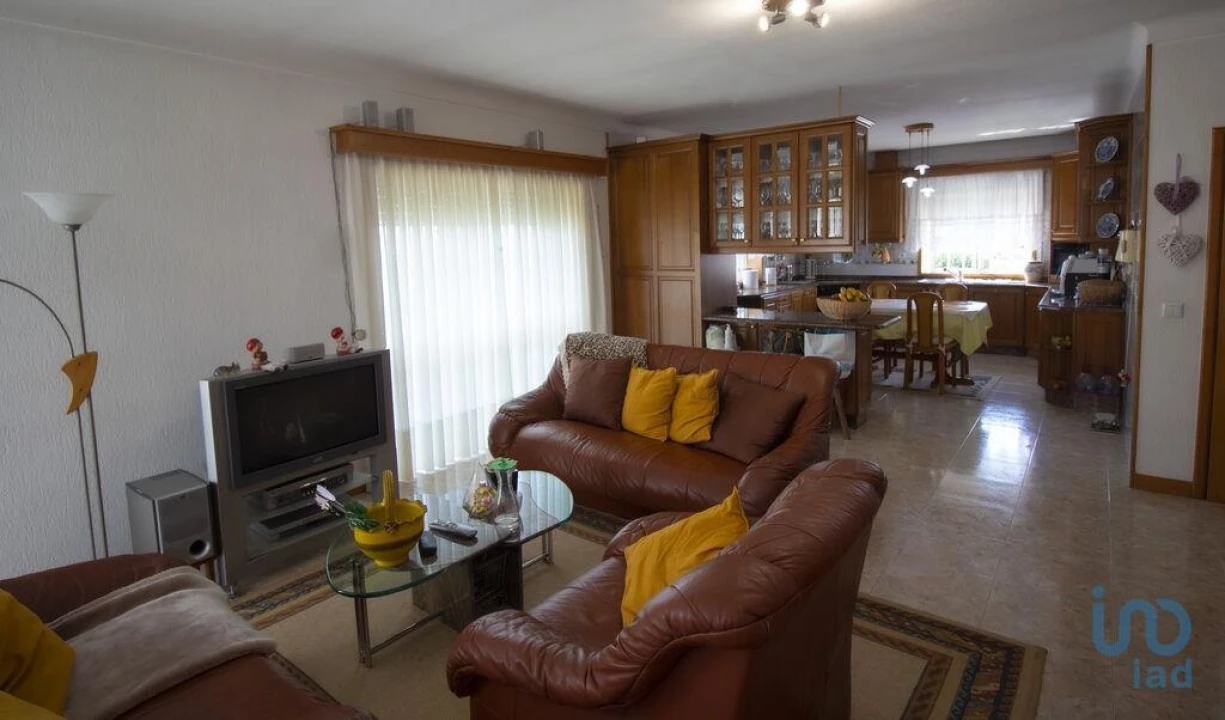 Moradia T3 para Venda em Ribeirão Foto 9