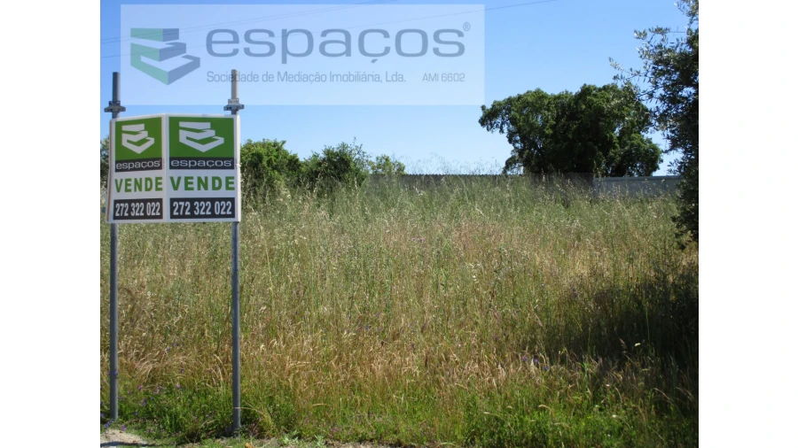 Terreno para Venda em Escalos de Cima e Lousa