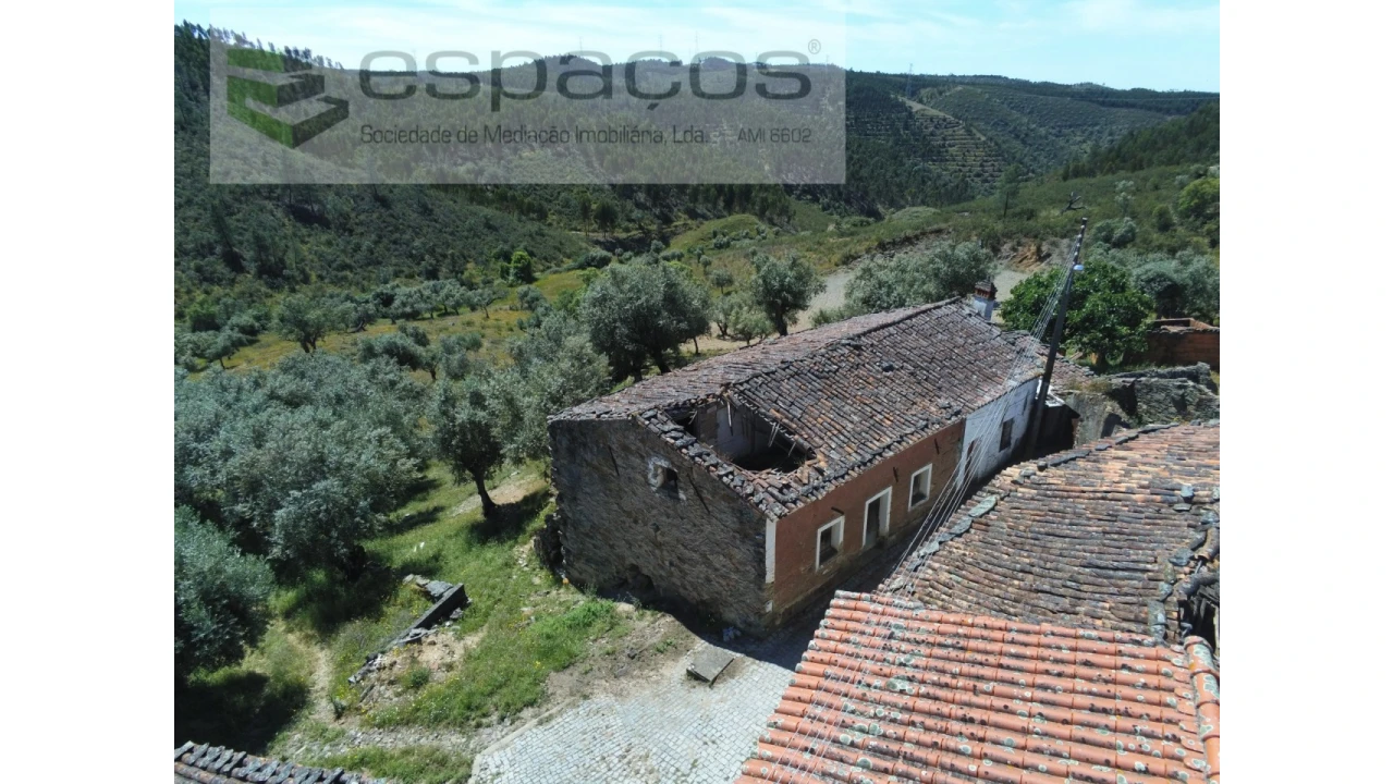 Moradia para Venda em Fratel Foto 4