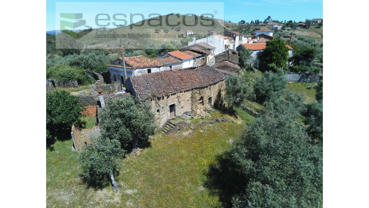 Moradia para Venda em Fratel Foto 8