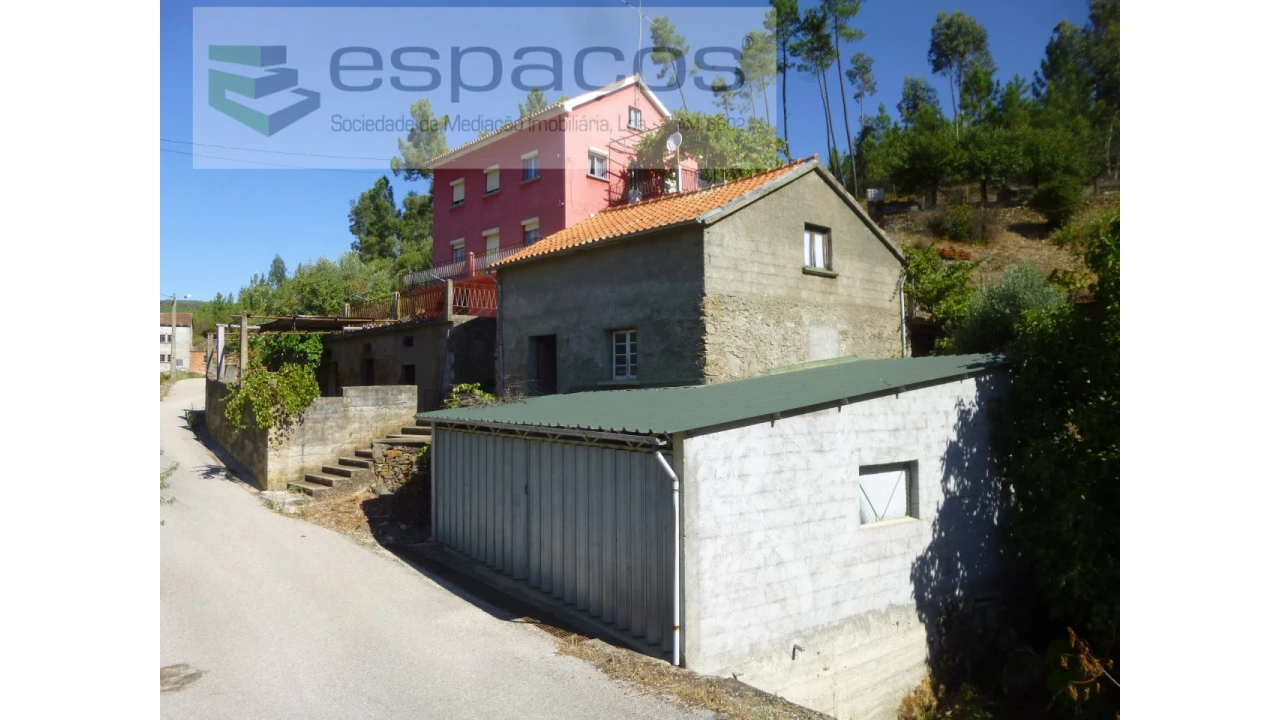 Quinta T8 para Venda em Cambas Foto 44