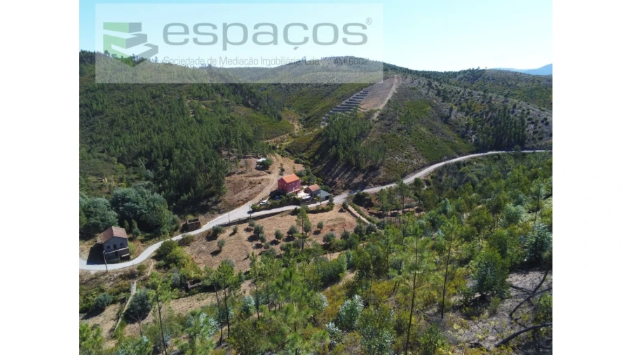 Quinta T8 para Venda em Cambas Foto 3