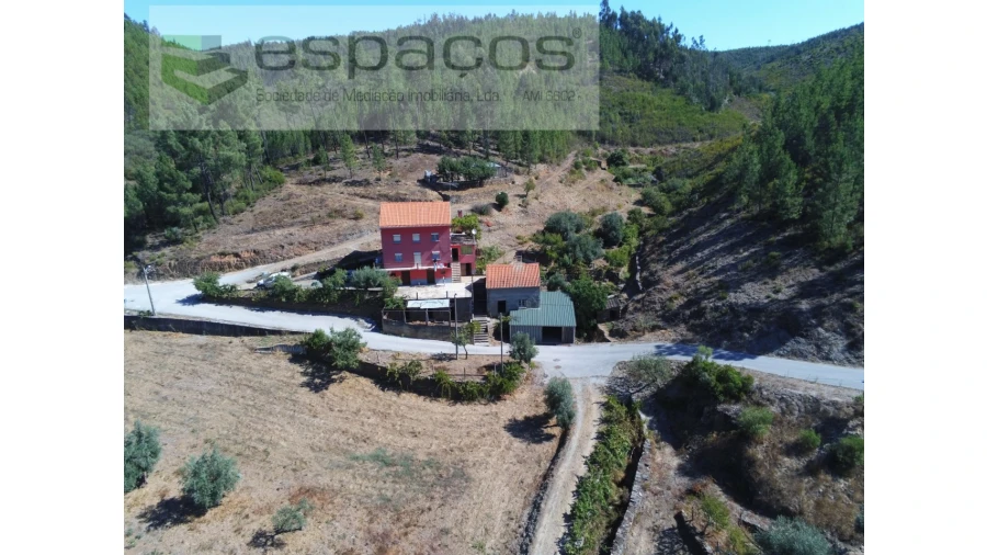 Quinta T8 para Venda em Cambas Foto 4