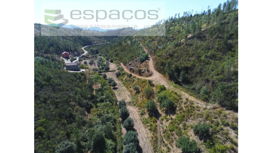 Quinta T8 para Venda em Cambas Foto 7