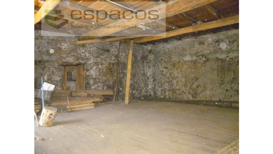 Quinta T8 para Venda em Cambas Foto 38