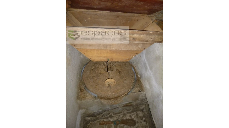 Quinta T8 para Venda em Cambas Foto 36