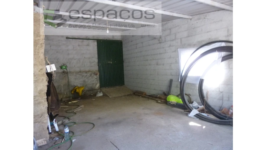 Quinta T8 para Venda em Cambas Foto 45