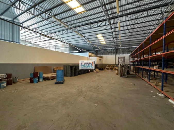 Armazém para Arrendamento em Marrazes e Barosa