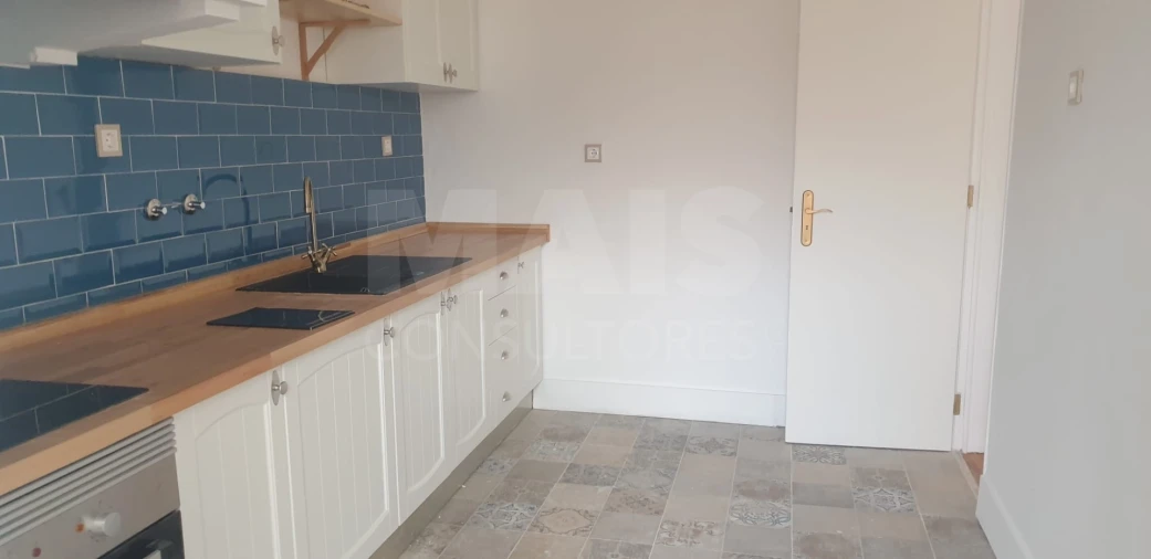 Moradia T4 para Venda em Falagueira-Venda Nova Foto 7