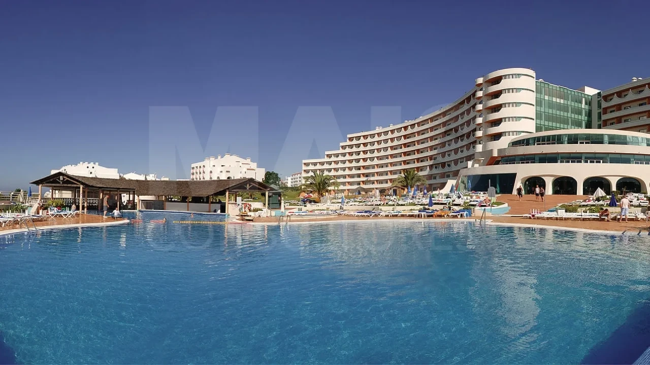 Prédio para Venda em Albufeira e Olhos de Água Foto 2