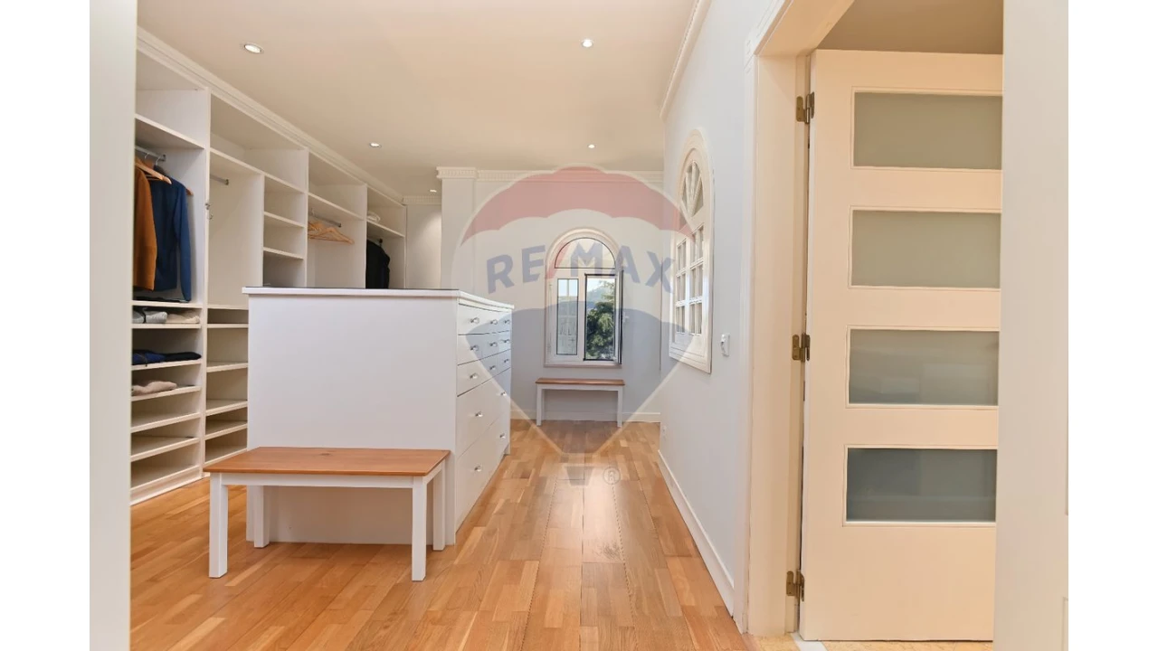 Moradia T6 para Venda em Santa Maria e São Miguel, São Martinho, São Pedro Penaferrim Foto 16