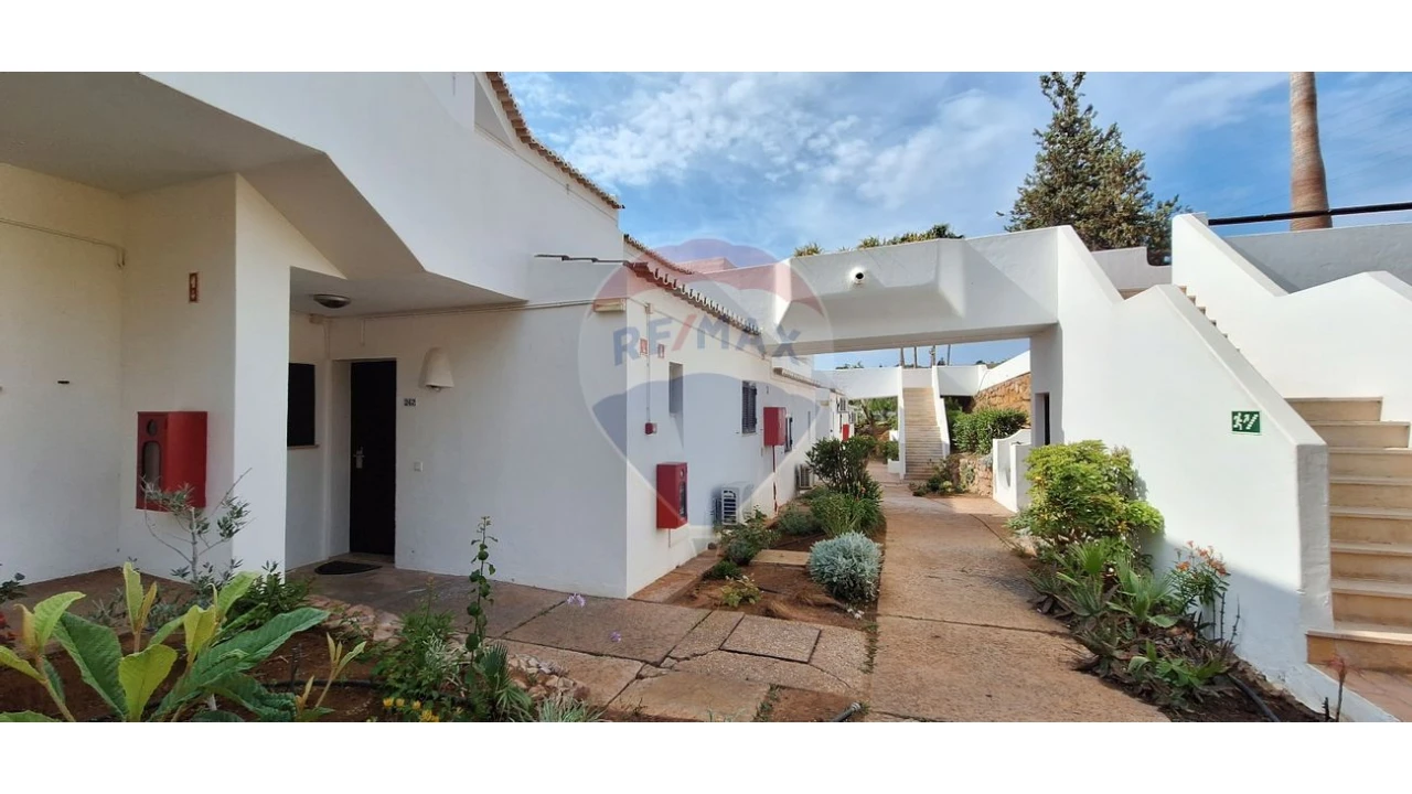 Apartamento T2 para Venda em Albufeira e Olhos de Água Foto 7