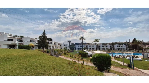 Apartamento T2 para Venda em Albufeira e Olhos de Água