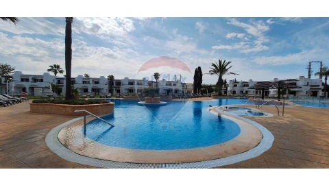 Apartamento T2 para Venda em Albufeira e Olhos de Água