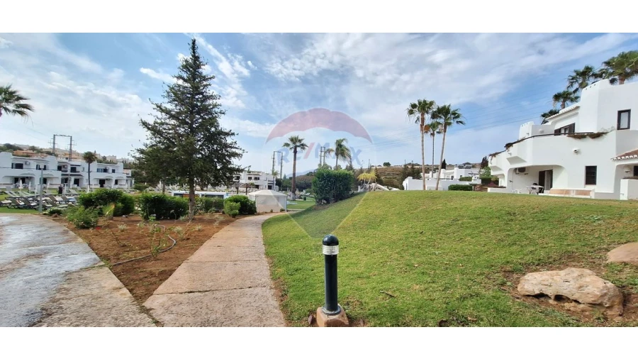 Apartamento T2 para Venda em Albufeira e Olhos de Água Foto 9
