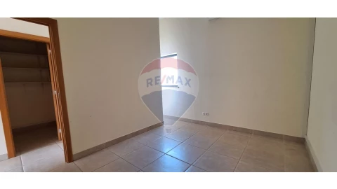 Loja para Venda em Albufeira e Olhos de Água