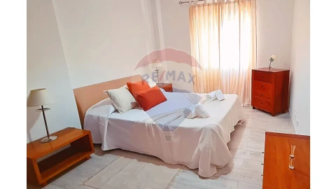 Apartamento T1 para Venda em Albufeira e Olhos de Água