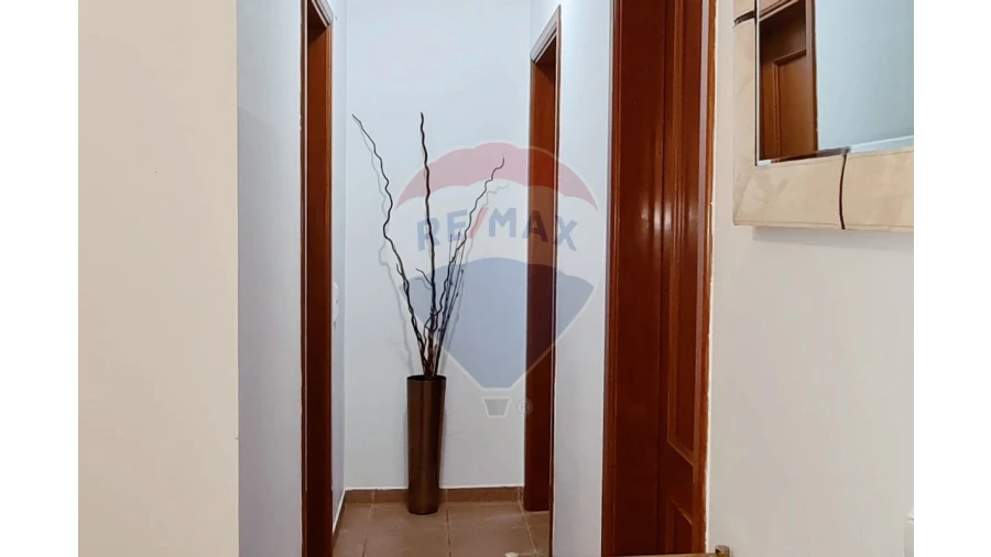 Apartamento T1 para Venda em Albufeira e Olhos de Água Foto 5