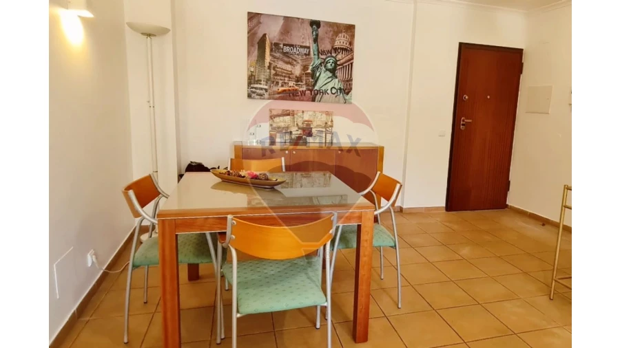 Apartamento T1 para Venda em Albufeira e Olhos de Água Foto 4