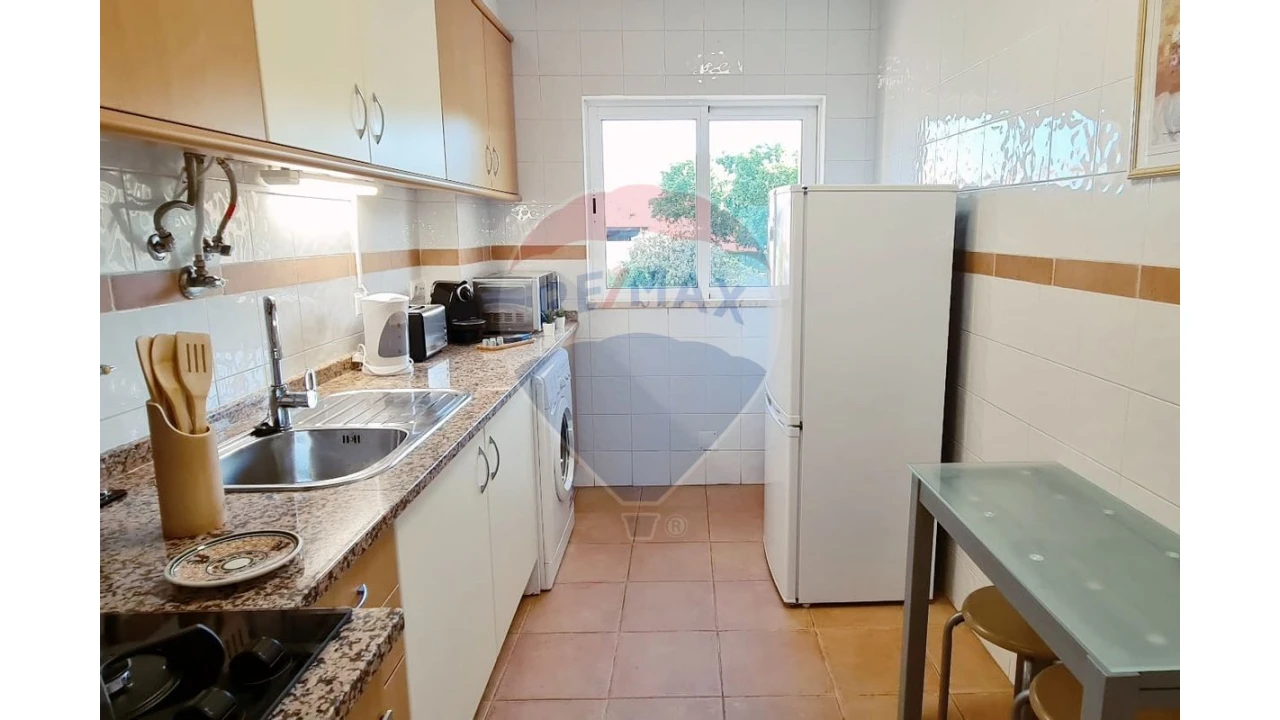 Apartamento T1 para Venda em Albufeira e Olhos de Água Foto 6