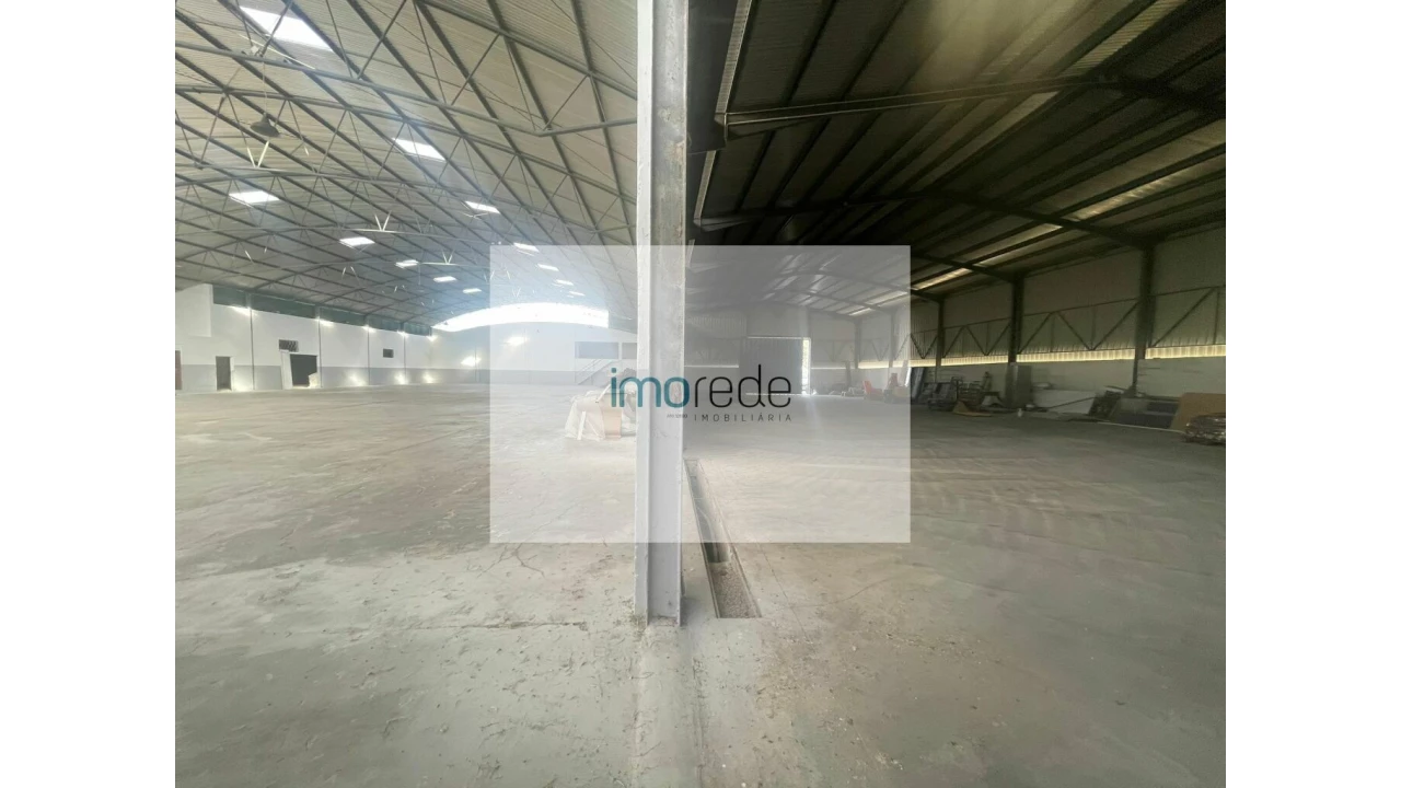 Armazém para Venda em Nossa Senhora das Misericordias Foto 2