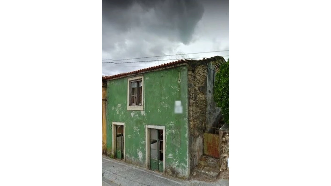 Moradia T0 para Venda em Além da Ribeira e Pedreira Foto 1