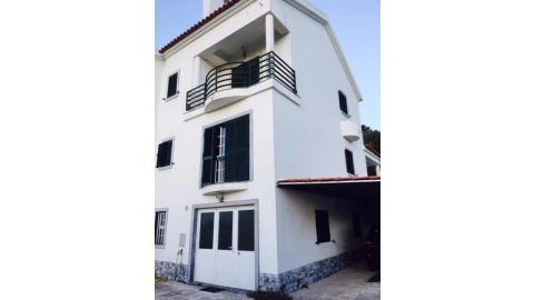 Moradia T5 para Venda em Caparica e Trafaria